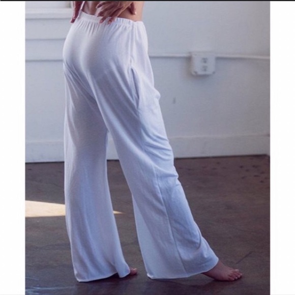 NWT Revolve Daydream Nation Couch Crasher Pants Pink Medium, Large &  X-Large - Picture 4 of 9